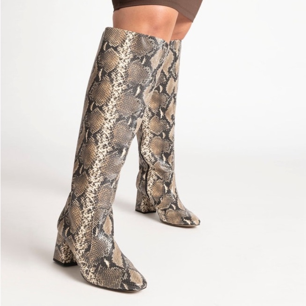 Lane At The Knee Snakeskin Boots - 8W
